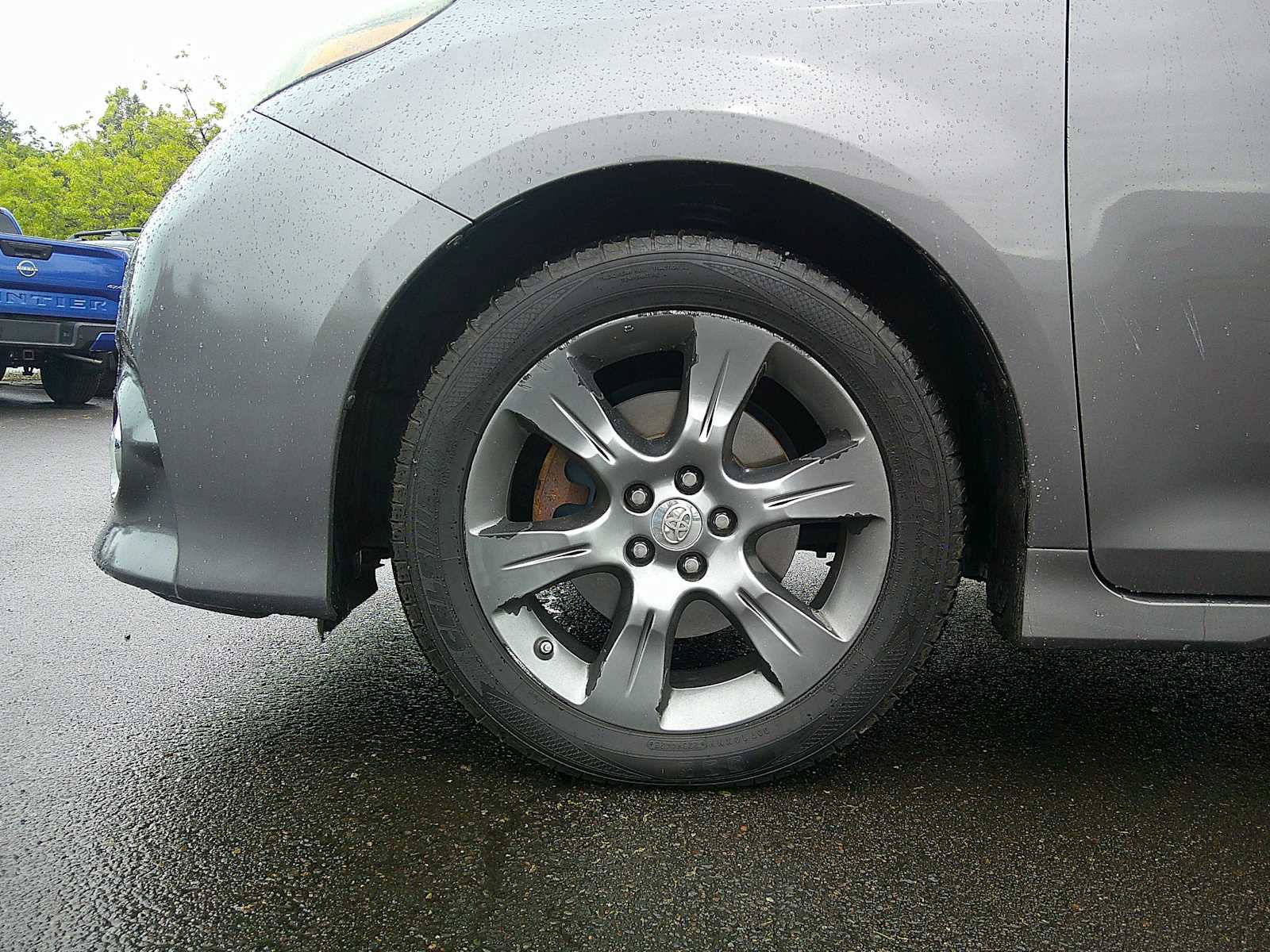 Used 2015 Toyota Sienna SE w/ SE Preferred Package FWD image 9