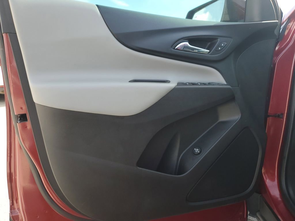 Used 2020 Chevrolet Equinox LT image 24