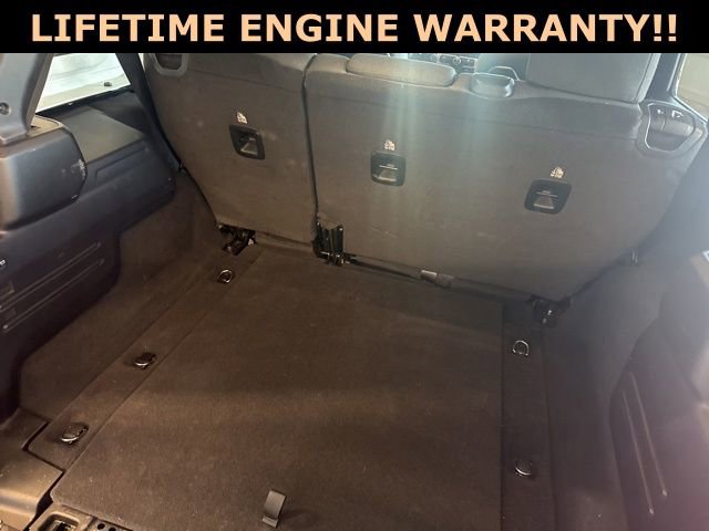Used 2025 Jeep Wrangler Unlimited Rubicon AWD/4WD image 28