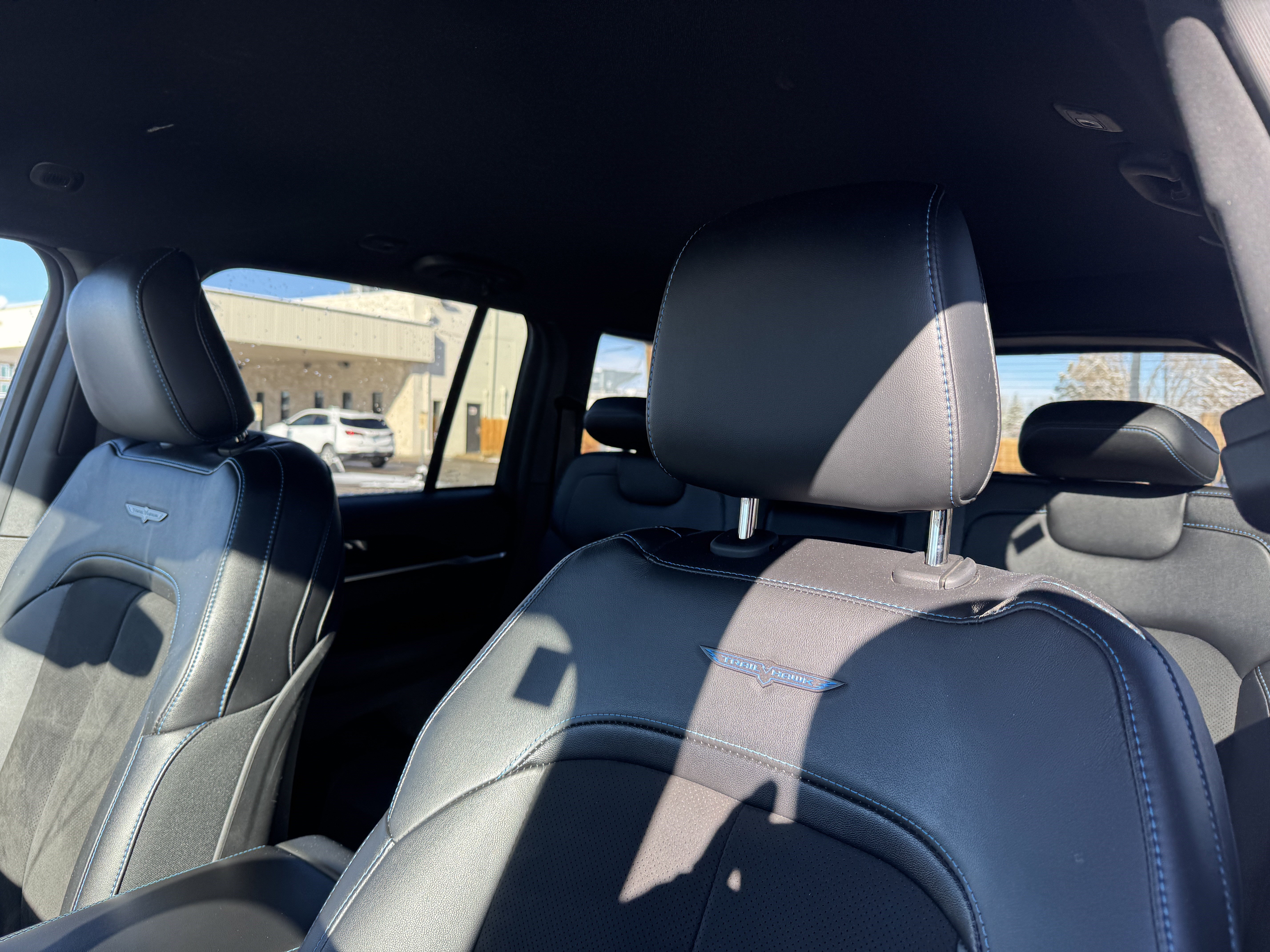 Used 2024 Jeep Grand Cherokee Trailhawk image 14