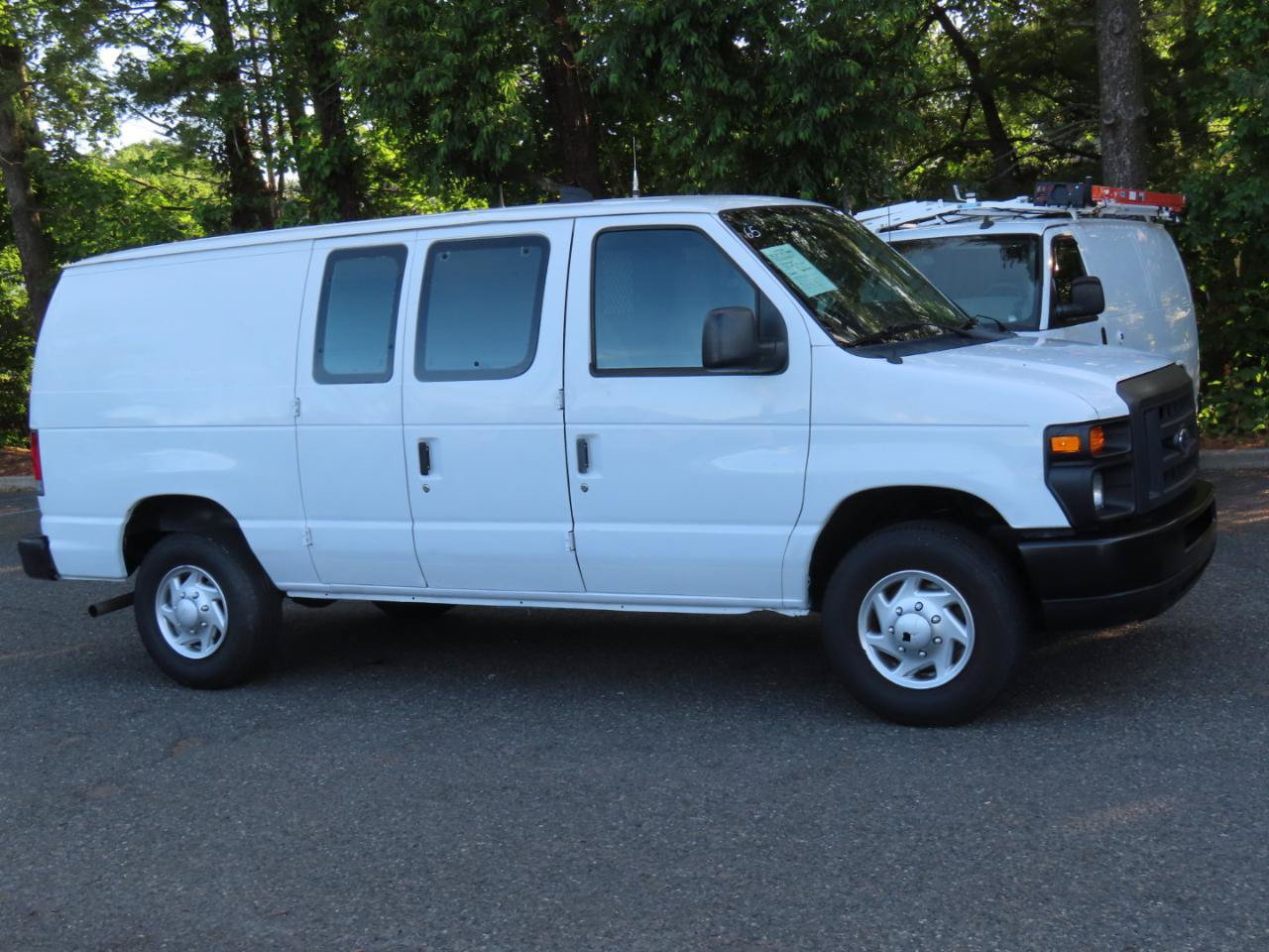 Used 2013 Ford E-250 and Econoline 250 RWD image 7