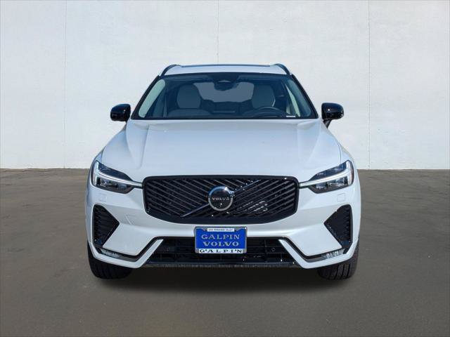 New 2026 Volvo XC60 B5 Ultra w/ Protection Package Premier AWD/4WD image 4