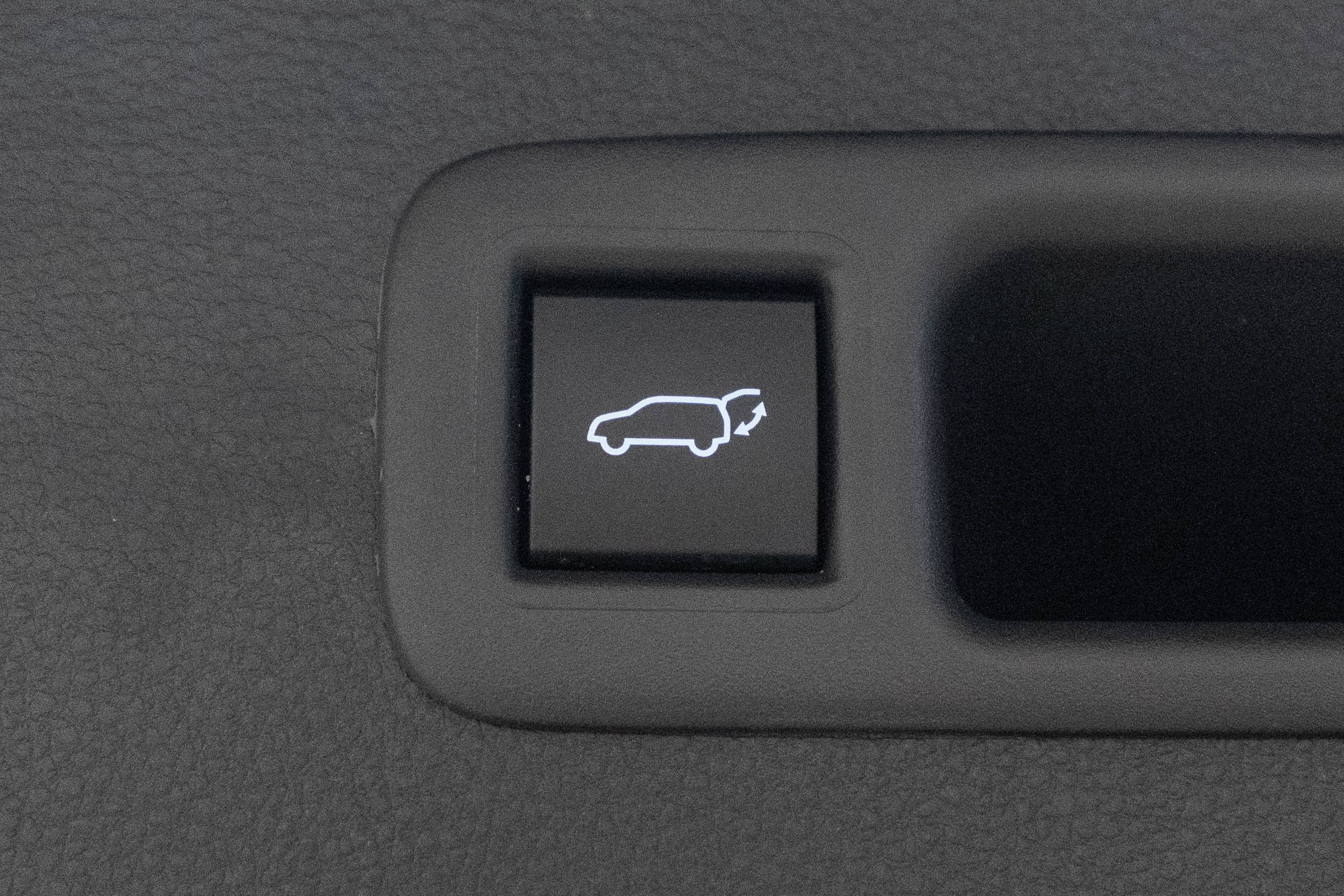 Certified 2026 Toyota Highlander Platinum AWD/4WD image 39