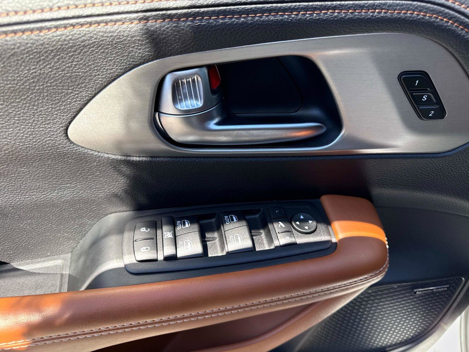 Used 2024 Chrysler Pacifica Pinnacle image 22