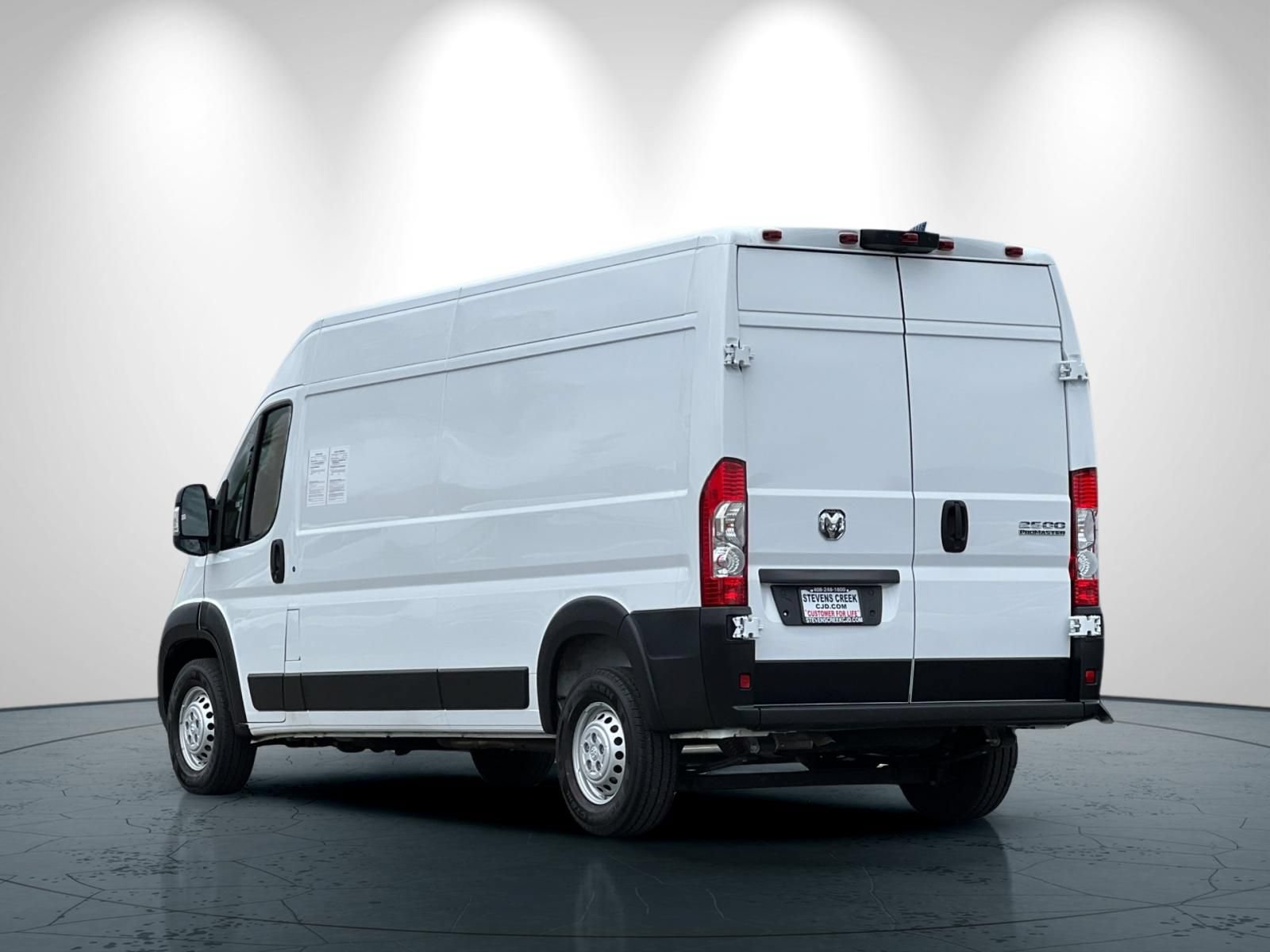 Used 2026 RAM ProMaster 2500 w/ Convenience Group FWD image 6