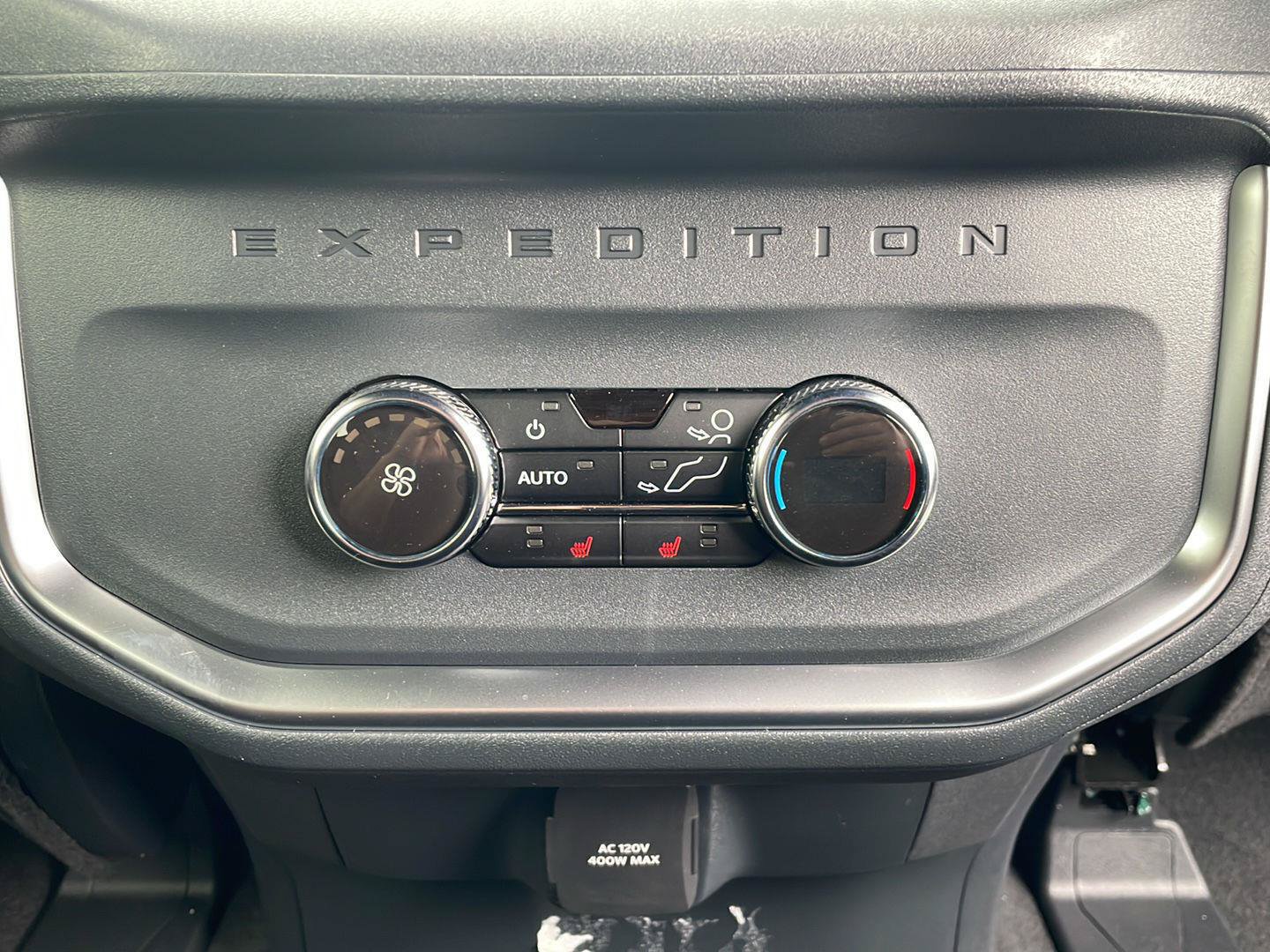 New 2027 Ford Expedition Platinum w/ Stealth Performance Package AWD/4WD image 27