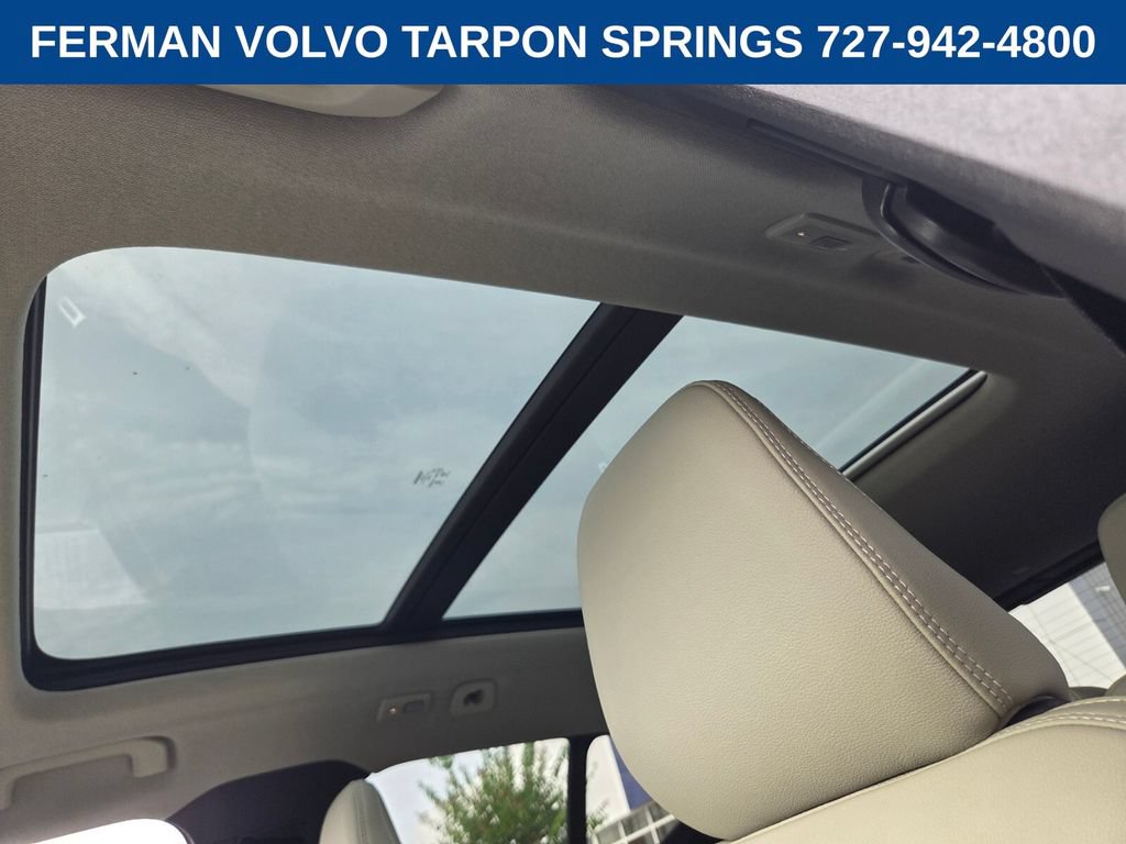 New 2026 Volvo XC40 B5 Ultra w/ Protection Package Premier AWD/4WD image 22