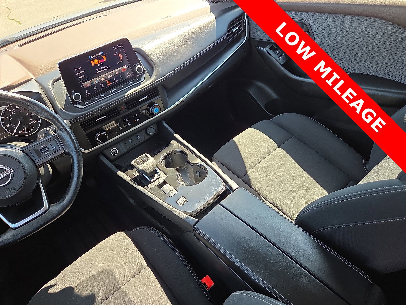 Used 2023 Nissan Rogue S image 12