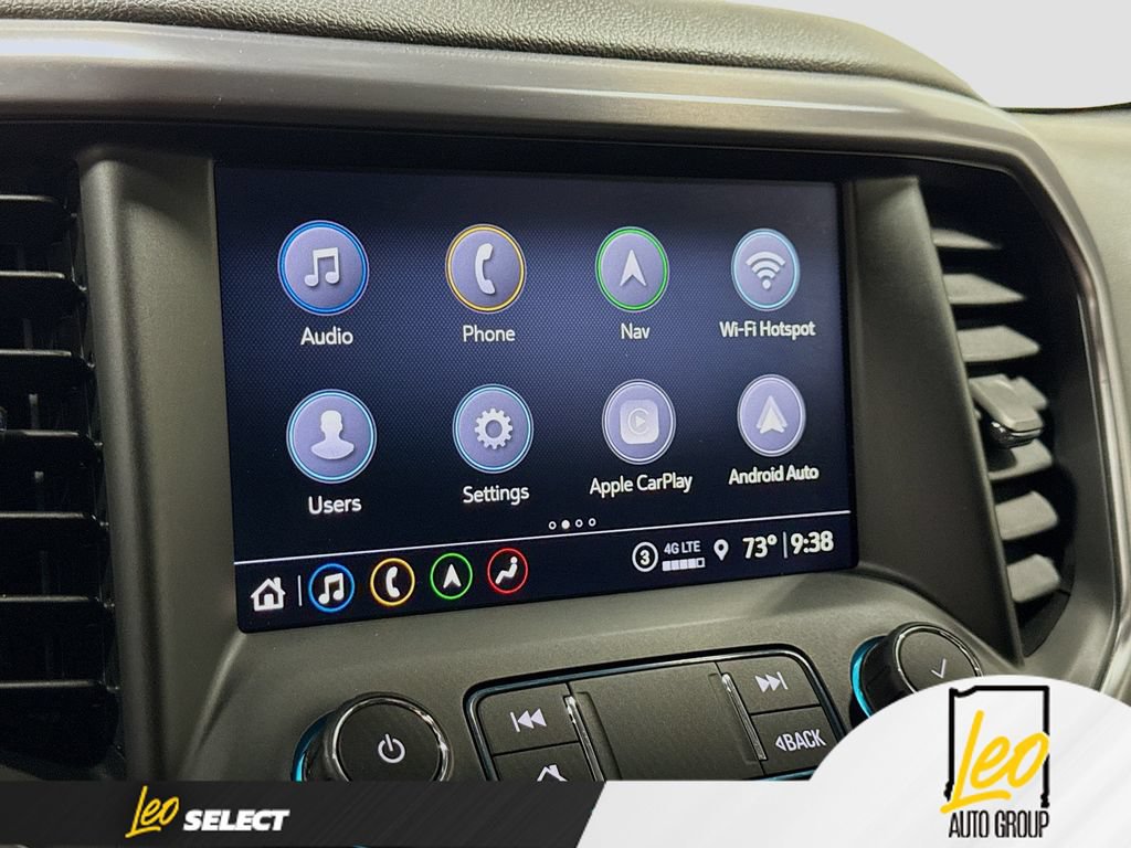 Used 2021 GMC Acadia AT4 w/ Technology Package AWD/4WD image 18