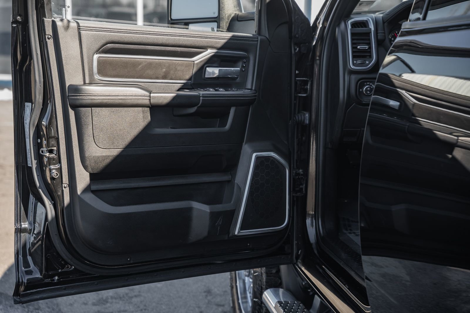 Used 2023 RAM 2500 Laramie image 49