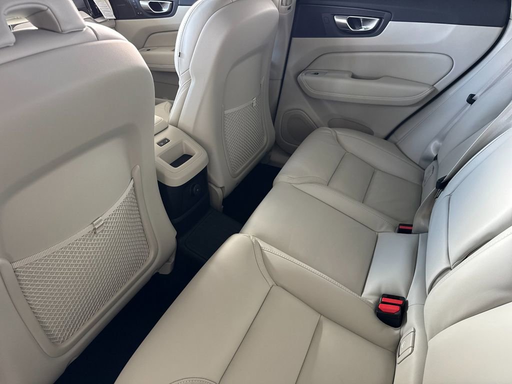 New 2026 Volvo XC60 T8 Ultra w/ Climate Package image 11