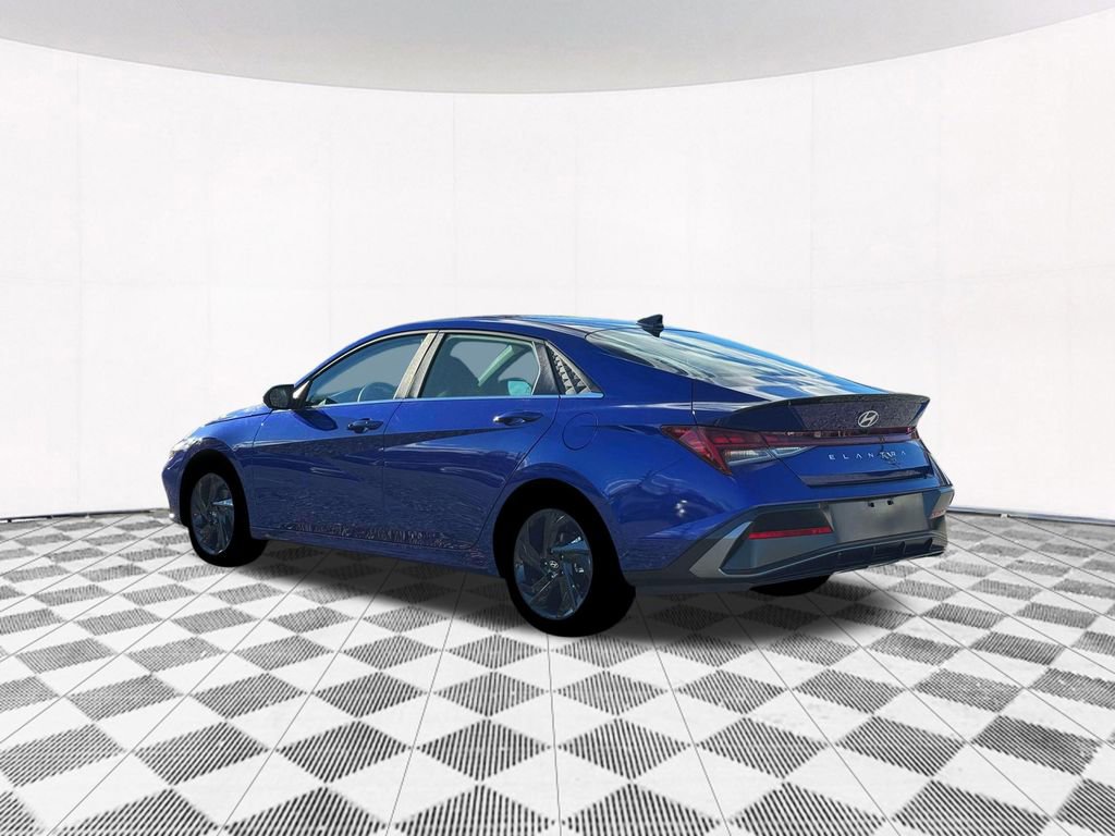 New 2026 Hyundai Elantra SEL Sport image 6