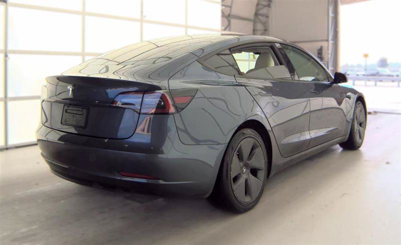 Used 2023 Tesla Model 3 Standard Range RWD image 5