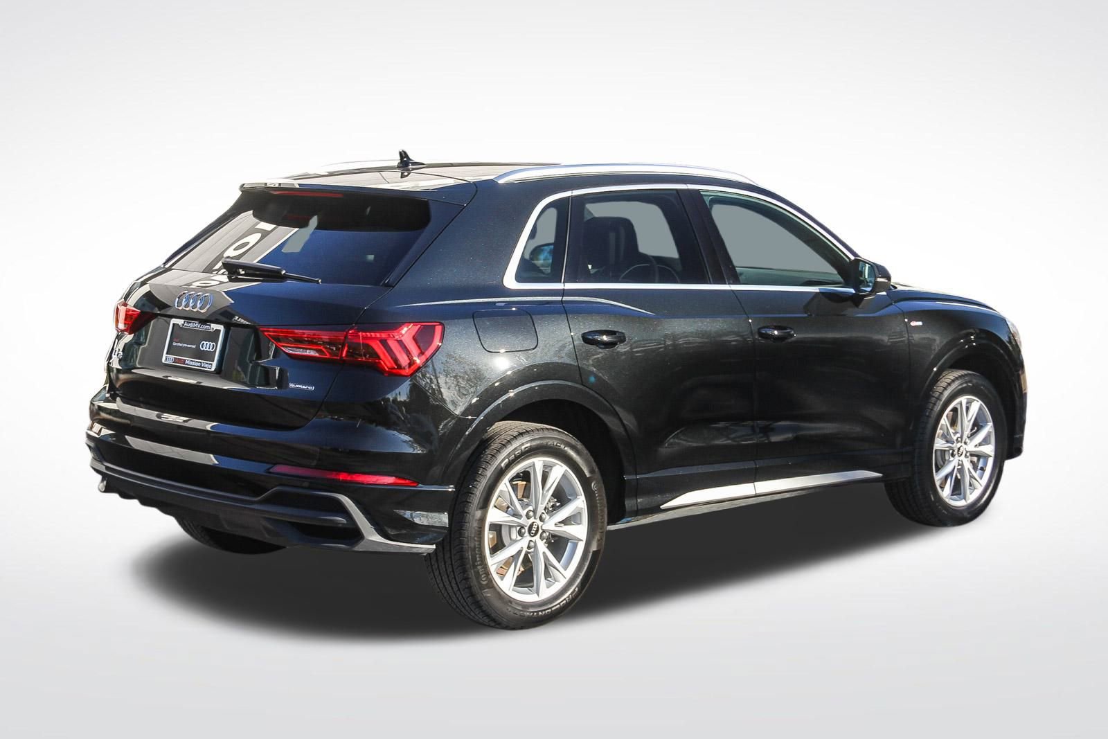 Certified 2023 Audi Q3 2.0T Premium Plus w/ Premium Plus Package image 11