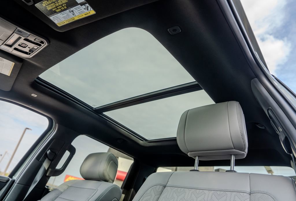 Used 2025 Toyota Tundra Limited image 25