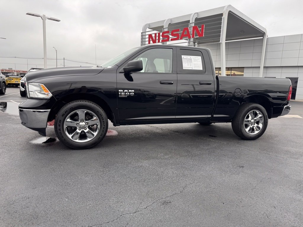 Used 2024 RAM 1500 Classic SLT image 2