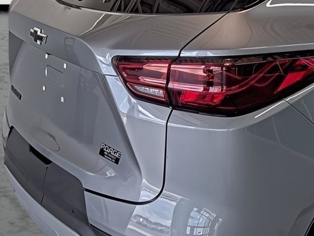 New 2026 Chevrolet Blazer LT w/ Convenience Package FWD image 13