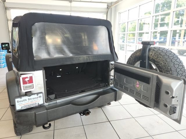 Certified 2018 Jeep Wrangler Unlimited Sport S AWD/4WD image 29