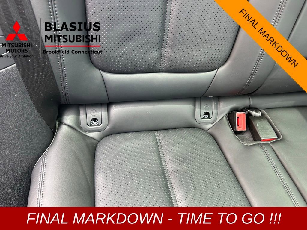 Used 2022 Porsche Macan image 33