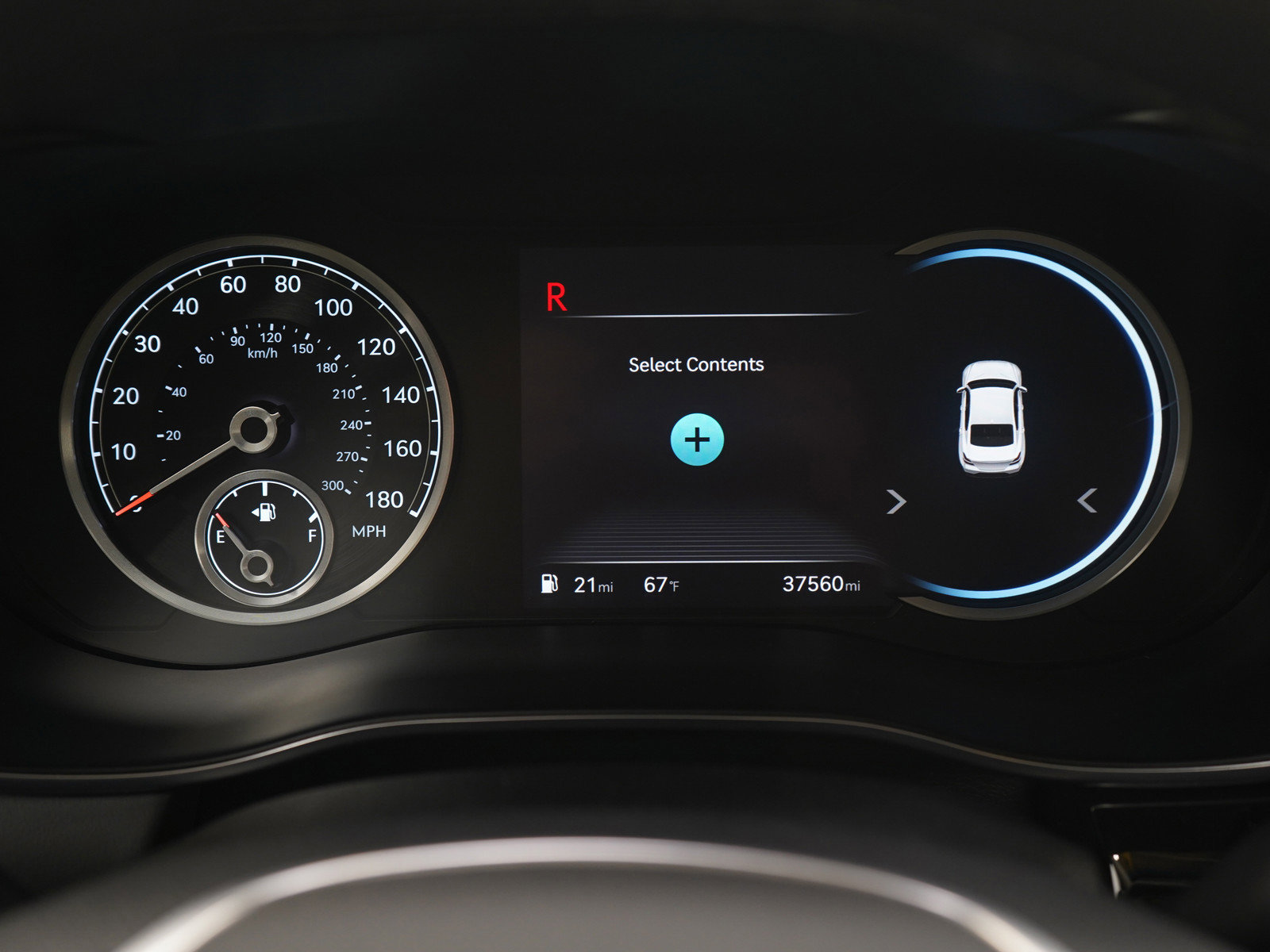 Used 2025 Genesis G70 2.5T image 22