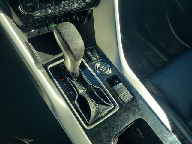 Used 2024 Mitsubishi Eclipse Cross SEL image 32