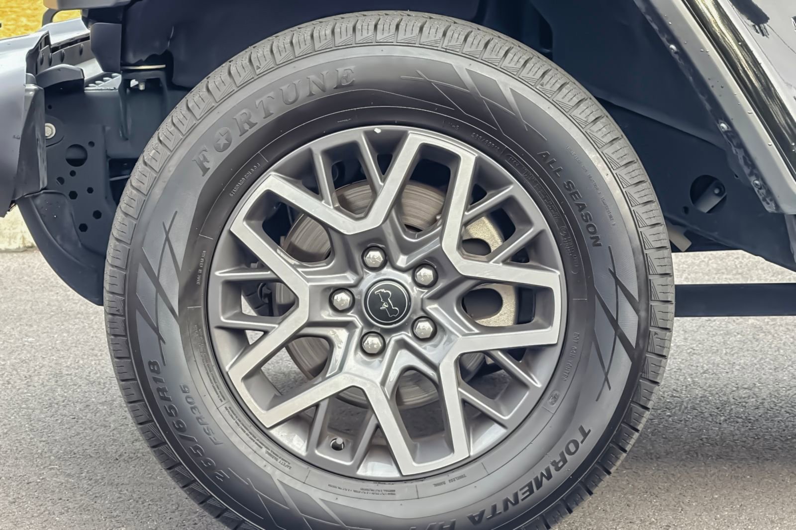 Used 2024 Jeep Wrangler Sahara image 37