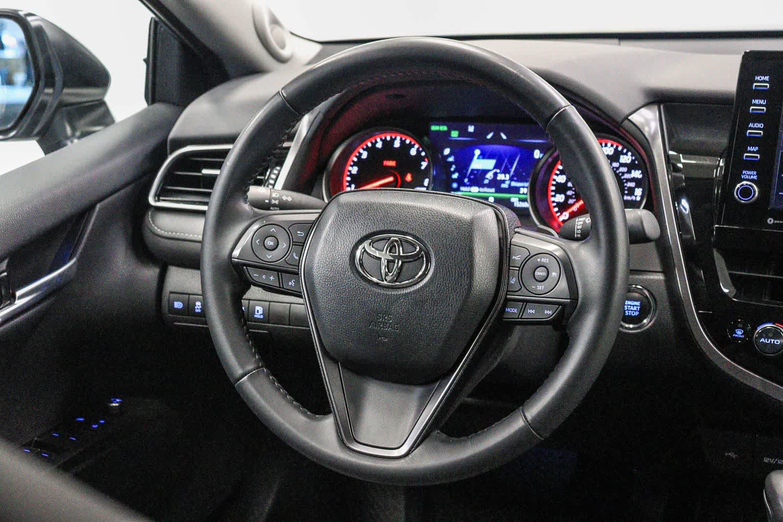 Used 2024 Toyota Camry XSE FWD image 16
