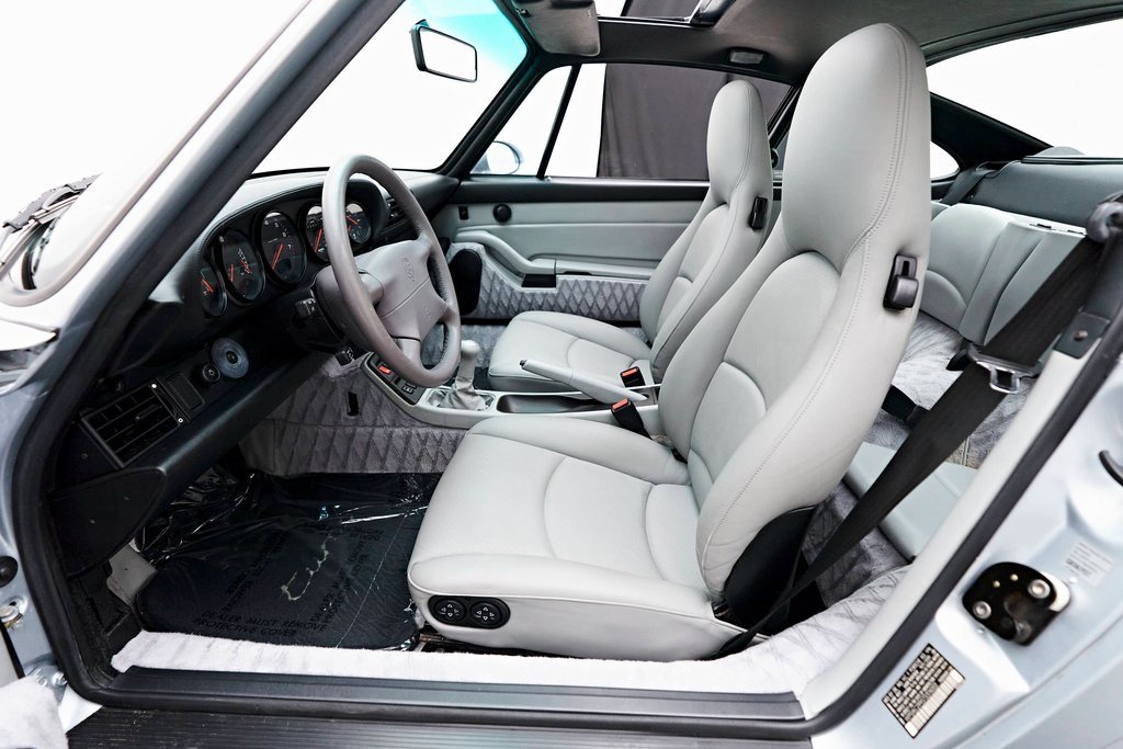 Used 1996 Porsche 911 Turbo image 30