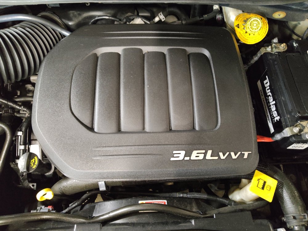 Used 2018 Dodge Grand Caravan SE image 30