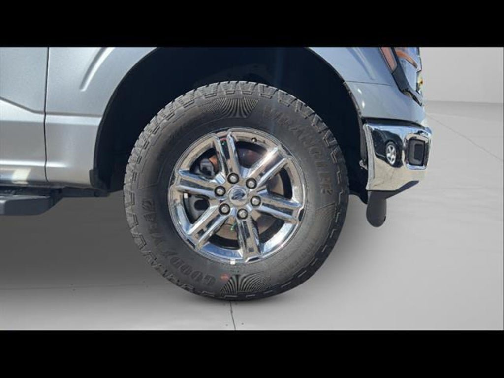 Used 2025 Ford F150 XLT w/ Equipment Group 301A Standard AWD/4WD image 49