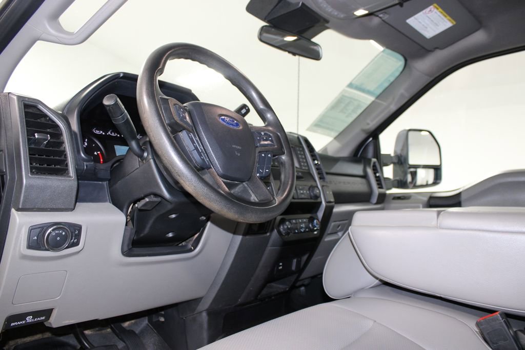 Used 2021 Ford F550 4x4 Regular Cab Super Duty image 23
