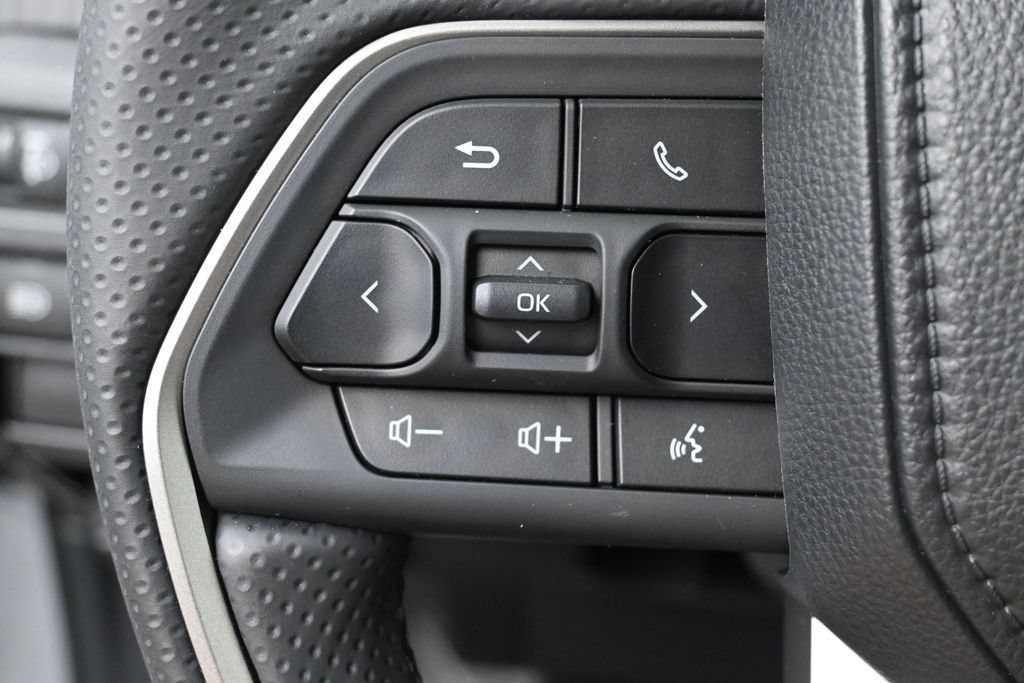 Used 2026 Toyota 4Runner Platinum AWD/4WD image 18