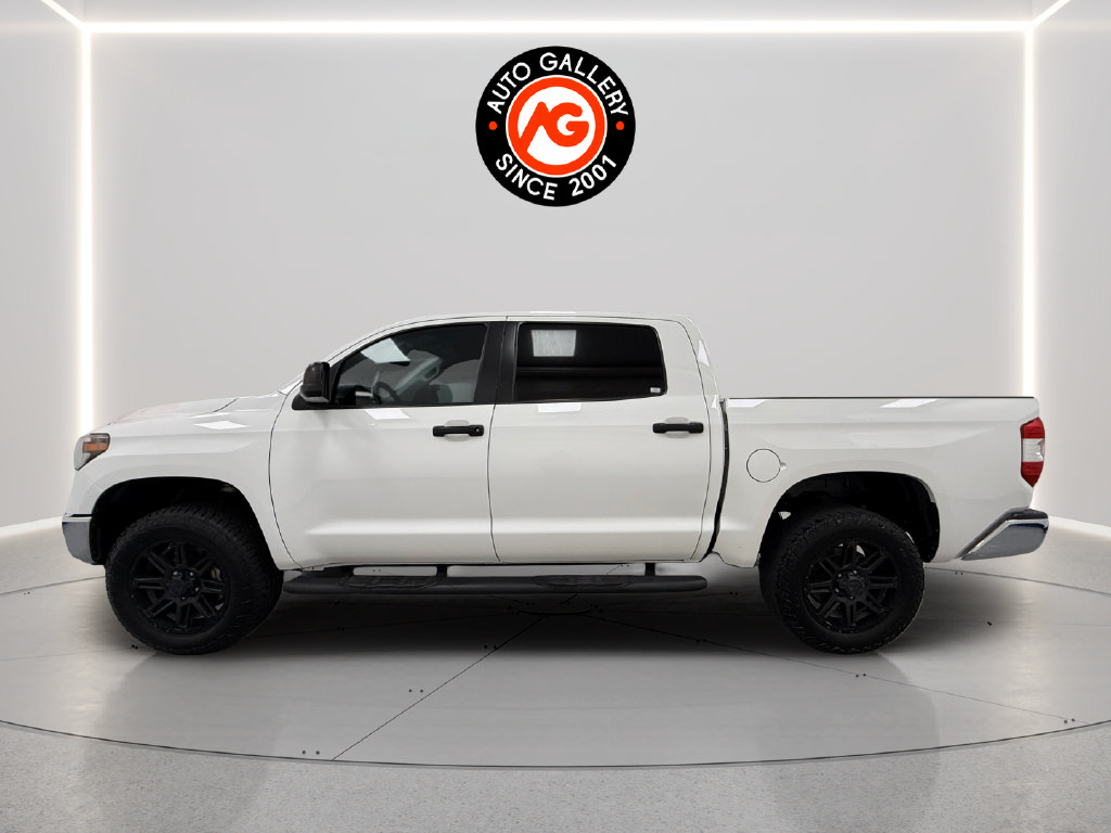 Used 2020 Toyota Tundra SR5 w/ SR5 Upgrade Package AWD/4WD image 4