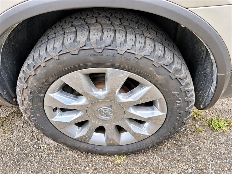 Used 2010 Buick Enclave CXL w/ Trailering Provision Package AWD/4WD image 26