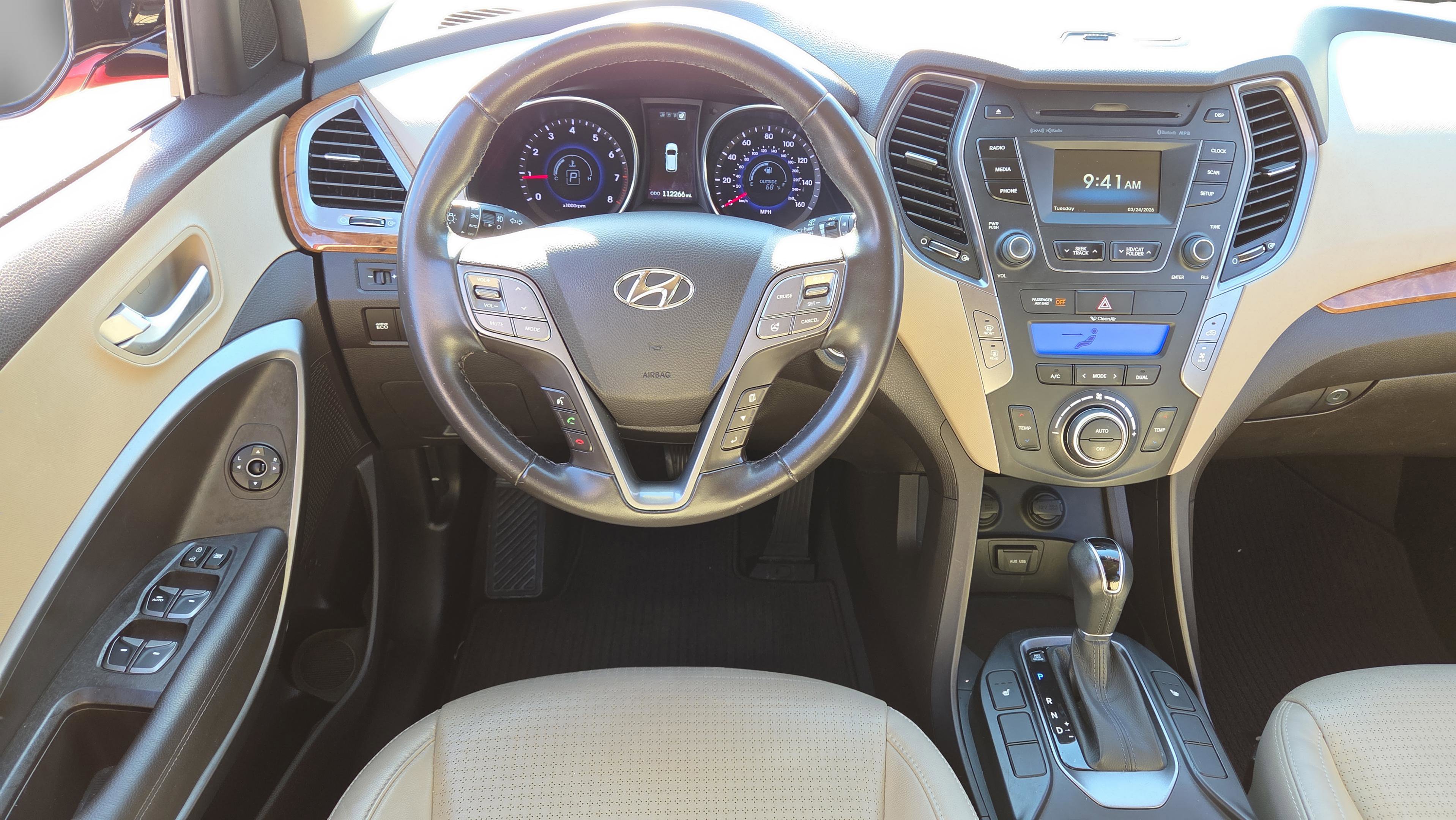 Used 2014 Hyundai Santa Fe GLS image 50