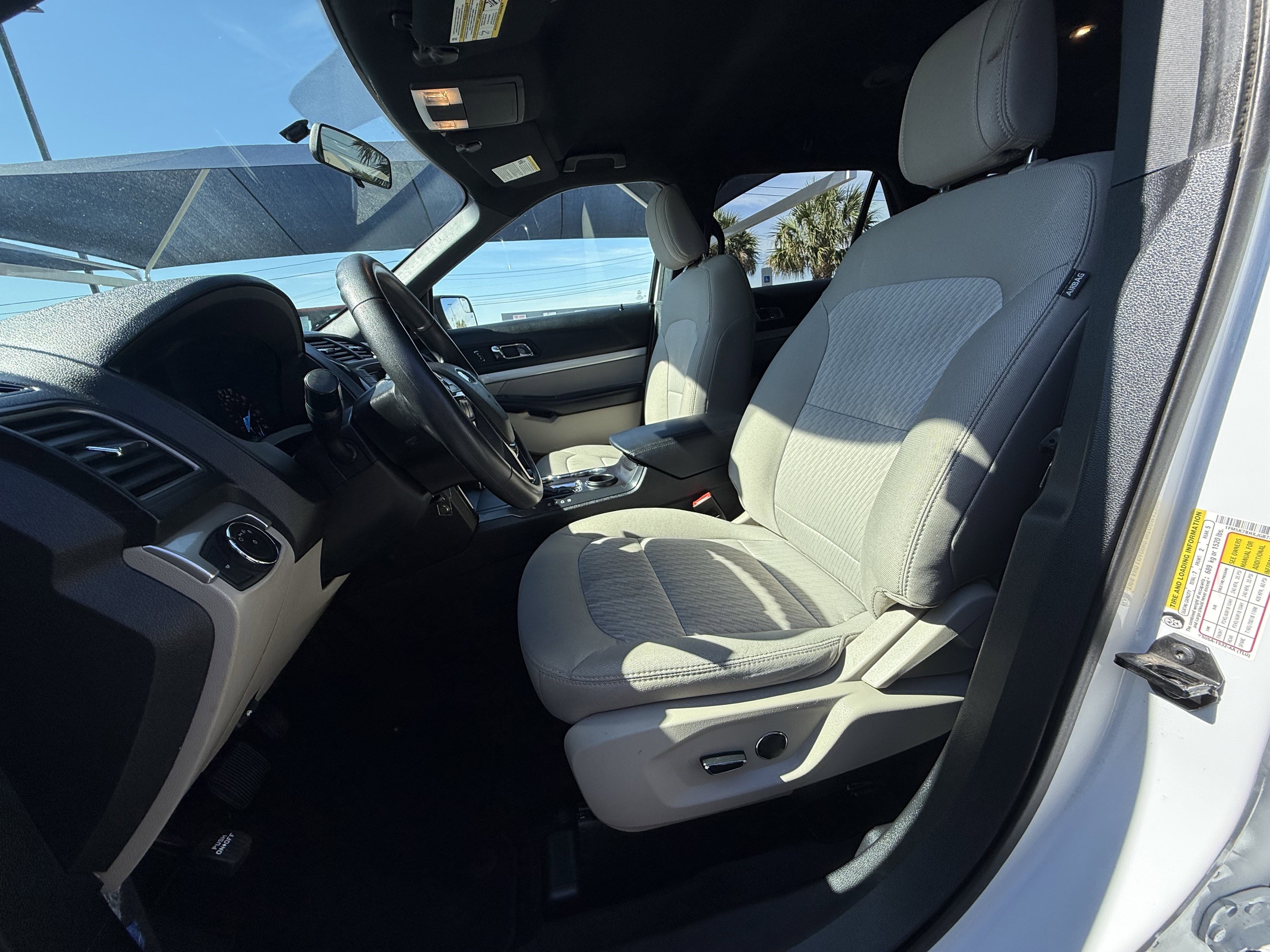 Used 2018 Ford Explorer FWD image 21