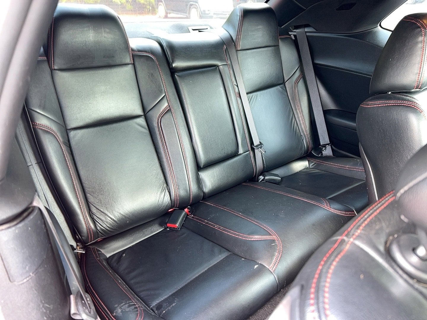 Used 2019 Dodge Challenger R/T w/ Driver Convenience Group RWD image 24