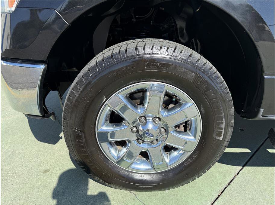 Used 2013 Ford F150 XLT w/ Luxury Equipment Group image 11