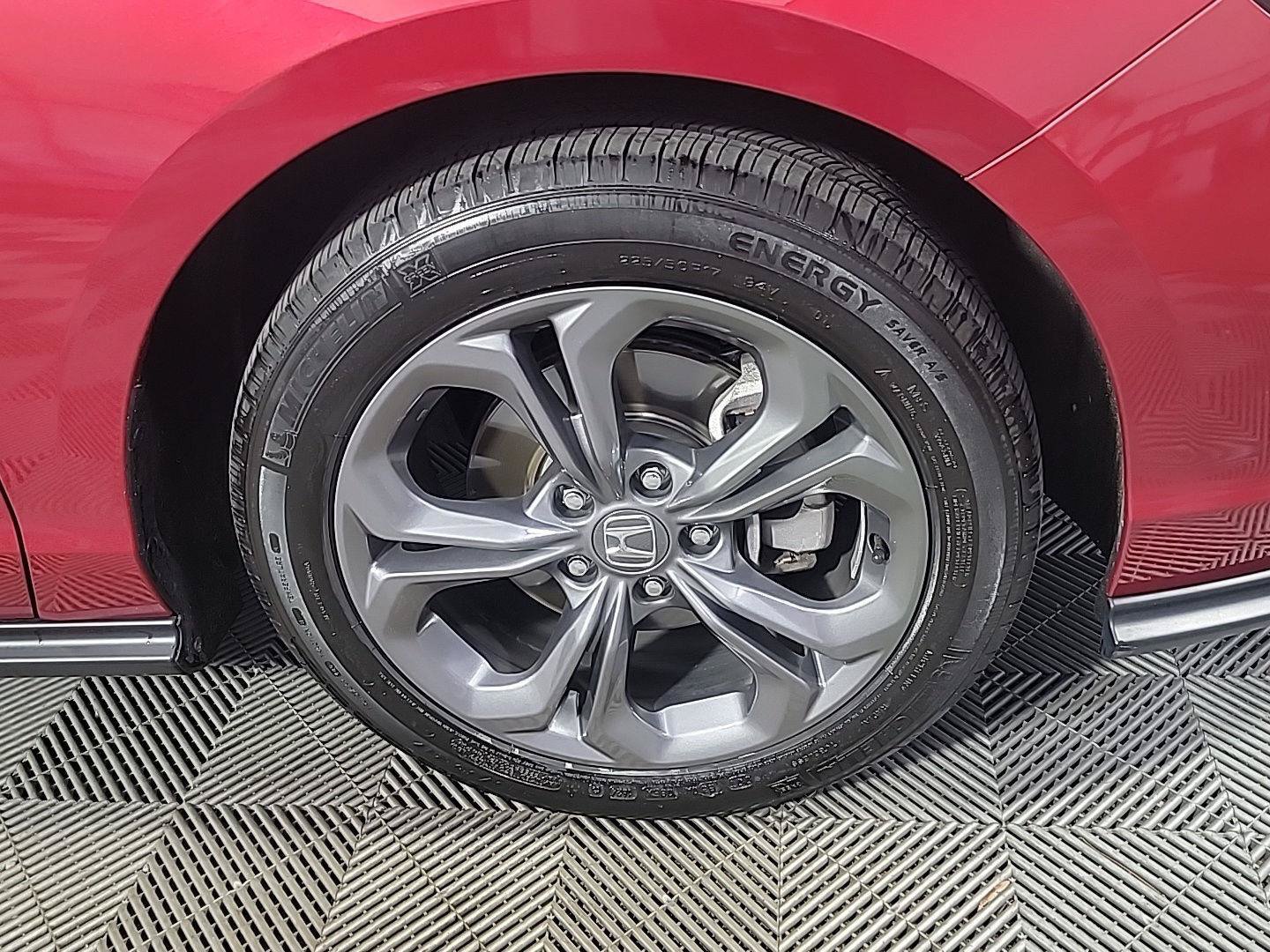 Certified 2024 Honda Accord EX image 3