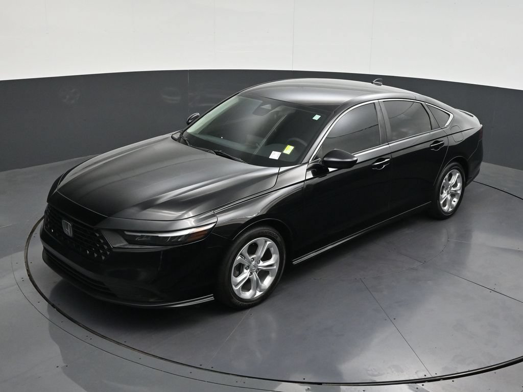 Used 2023 Honda Accord LX image 18
