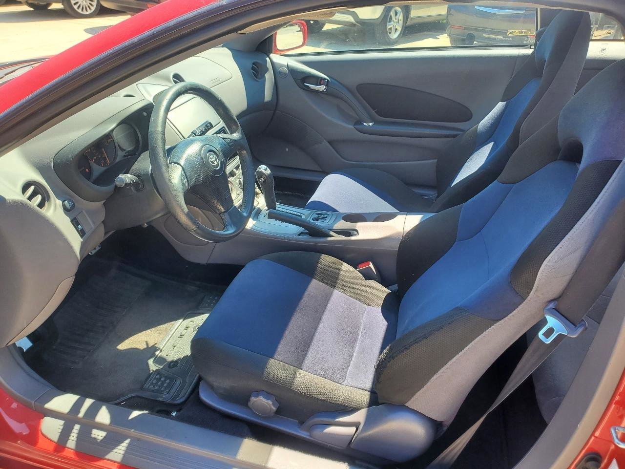 Used 2002 Toyota Celica GT-S FWD image 13