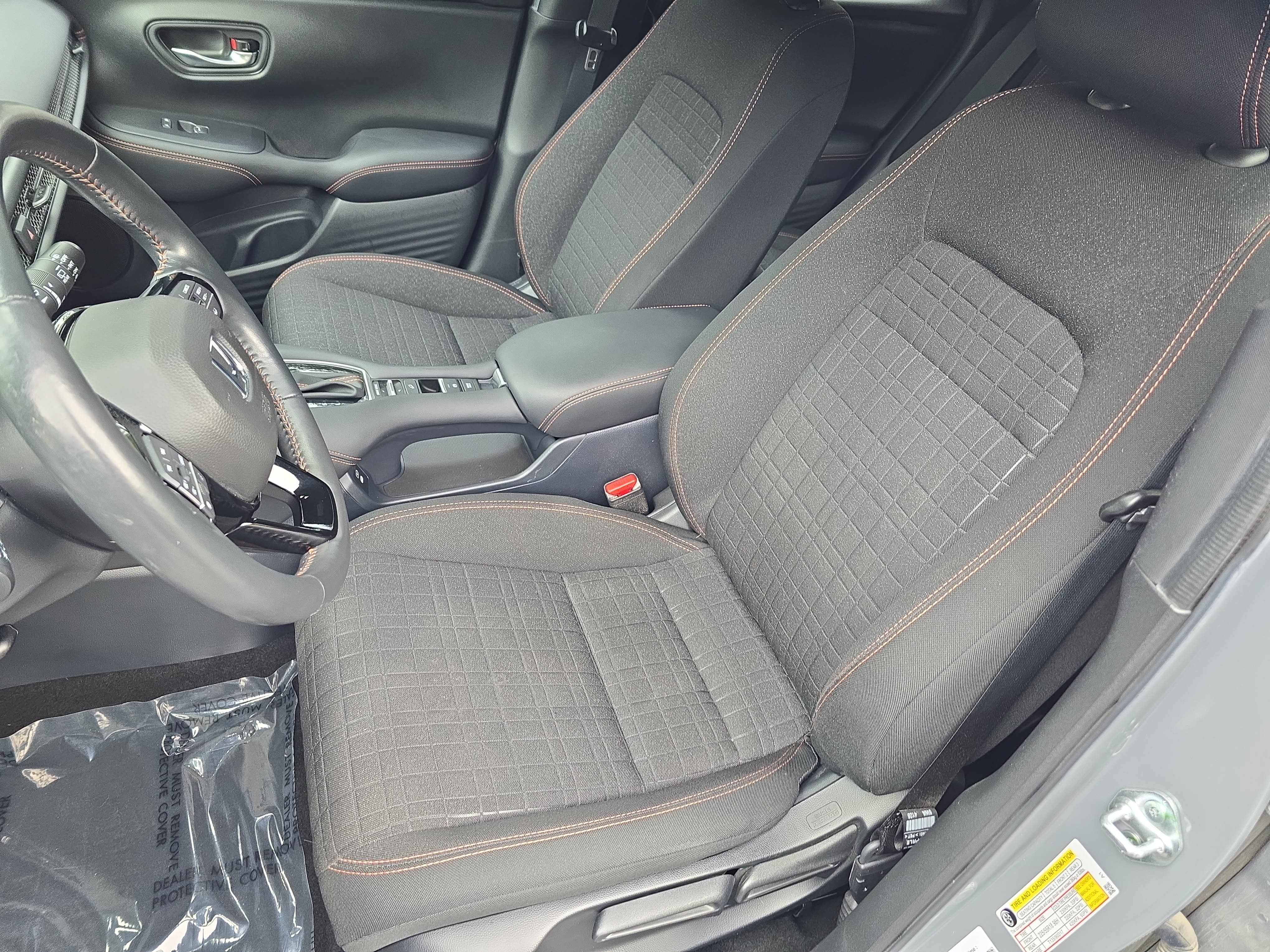 Used 2025 Honda HR-V Sport image 14