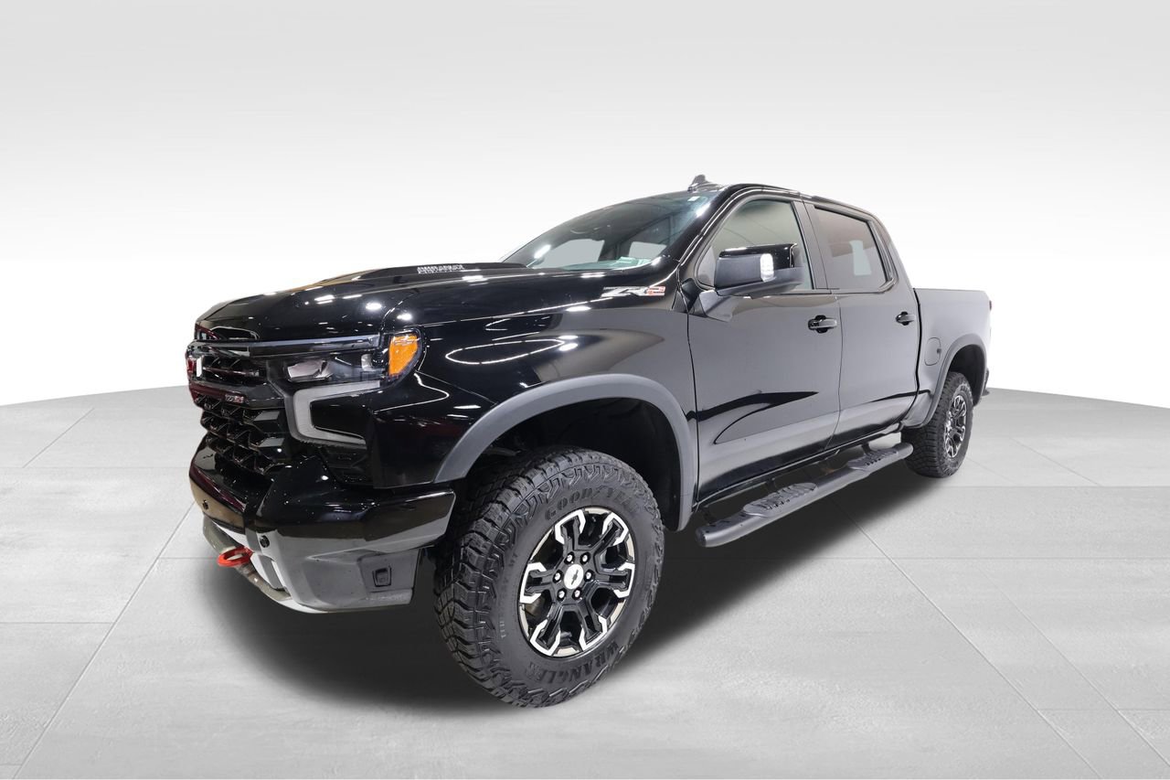 Used 2025 Chevrolet Silverado 1500 ZR2 w/ Technology Package image 8