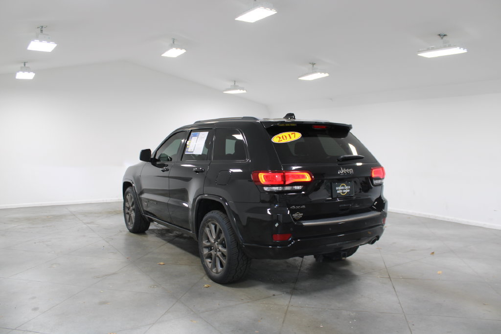 Used 2017 Jeep Grand Cherokee Limited 75th Anniversary AWD/4WD image 7