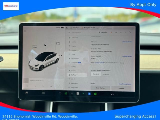 Used 2018 Tesla Model 3 Mid Range image 14