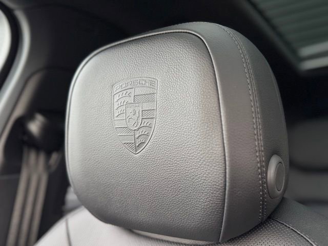 New 2026 Porsche Cayenne AWD/4WD image 34