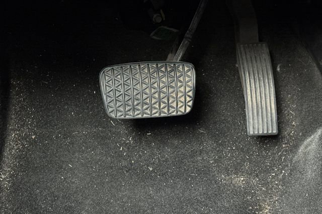 Used 2023 Chevrolet TrailBlazer ACTIV image 41