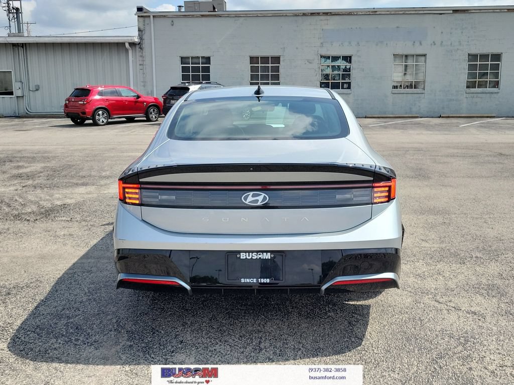 Used 2024 Hyundai Sonata SEL FWD image 29