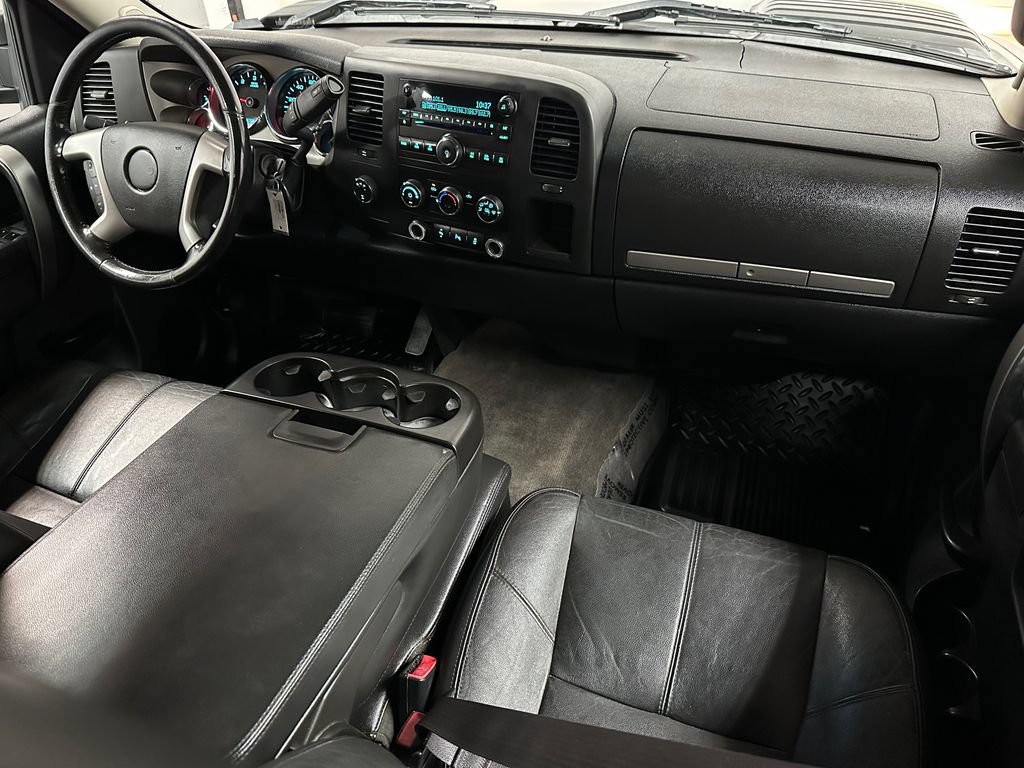 Used 2013 Chevrolet Silverado 2500 LT w/ Convenience Package AWD/4WD image 12