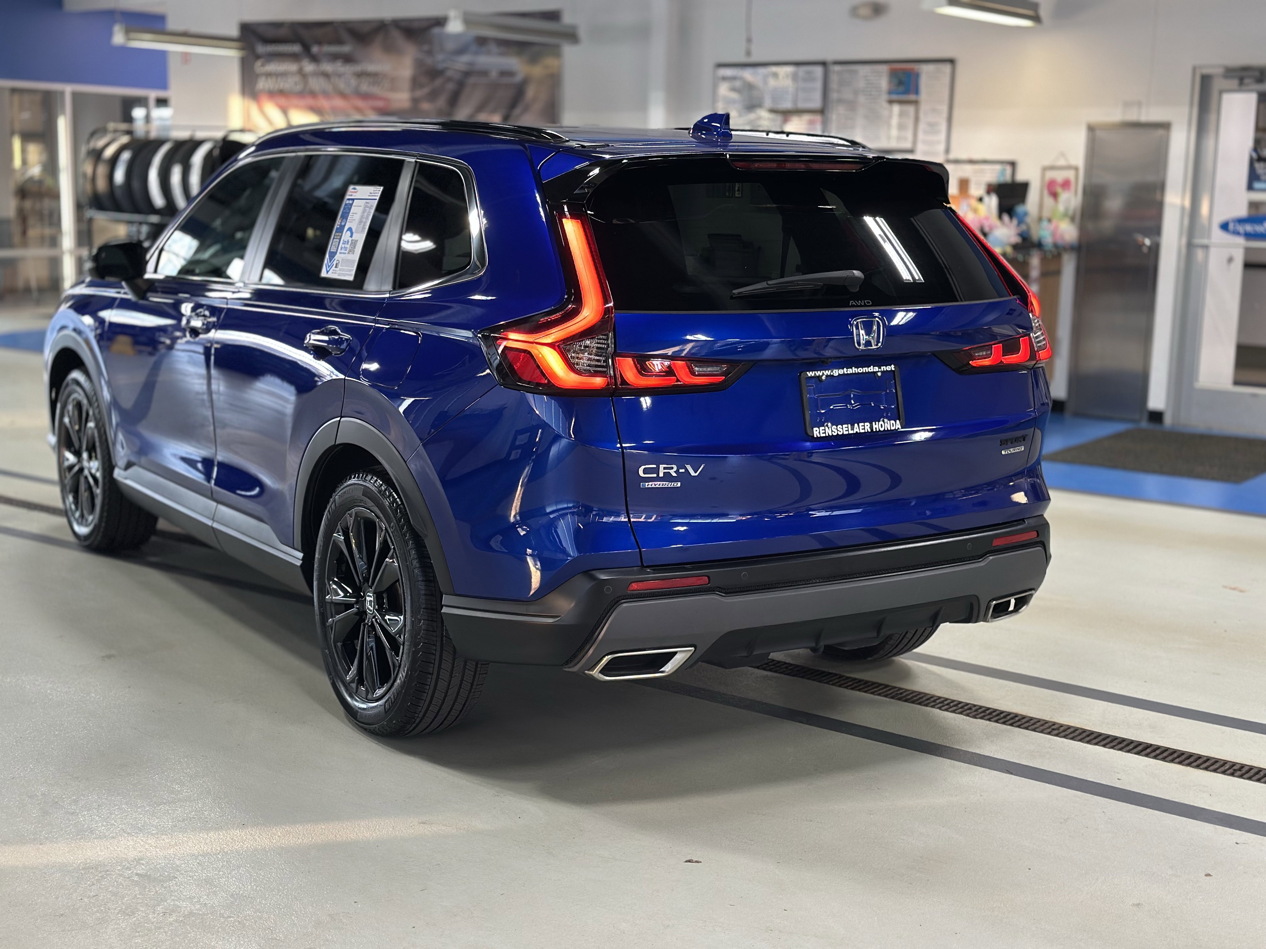 Used 2023 Honda CR-V Sport Touring image 7